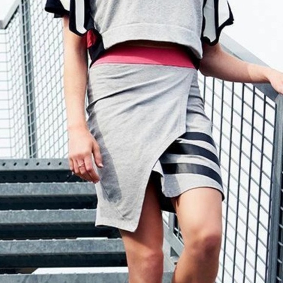 ADIDAS ORIGINALS Couture AJ7163 SKIRT Grey Heather M - Picture 2 of 5